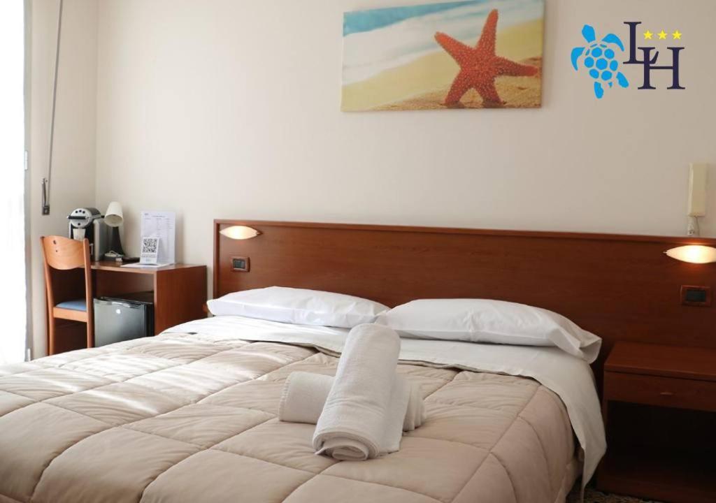 Hotel Lora Rda Luxury Бордігера Екстер'єр фото