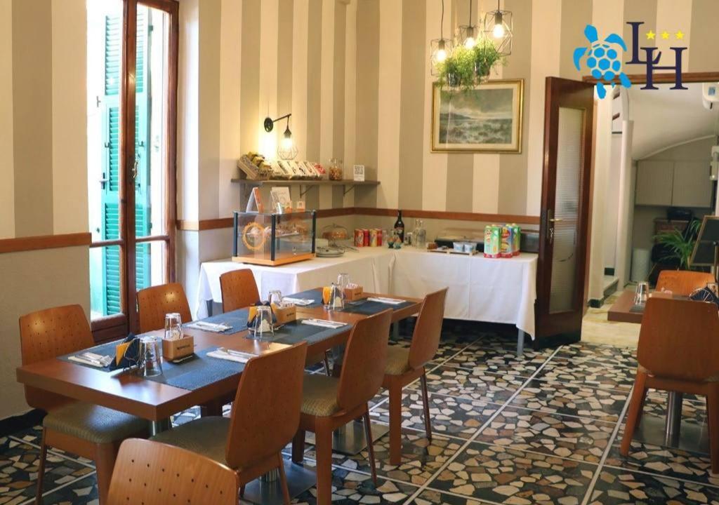 Hotel Lora Rda Luxury Бордігера Екстер'єр фото