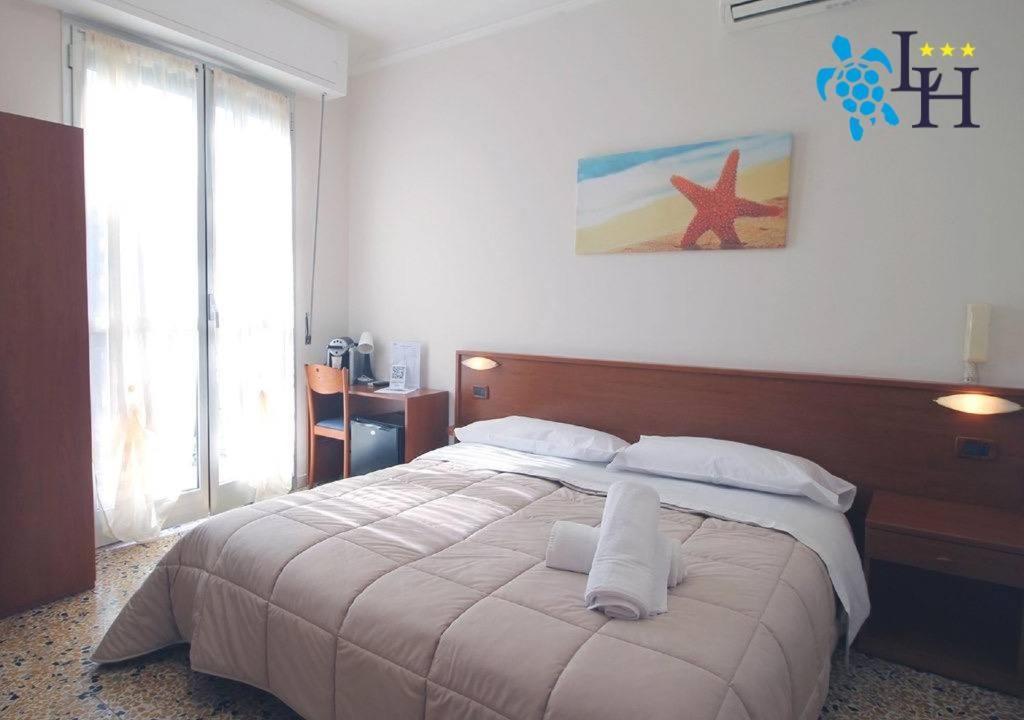 Hotel Lora Rda Luxury Бордігера Екстер'єр фото
