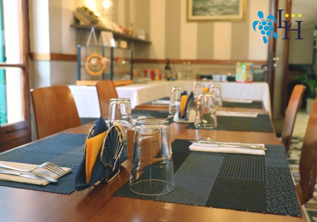 Hotel Lora Rda Luxury Бордігера Екстер'єр фото